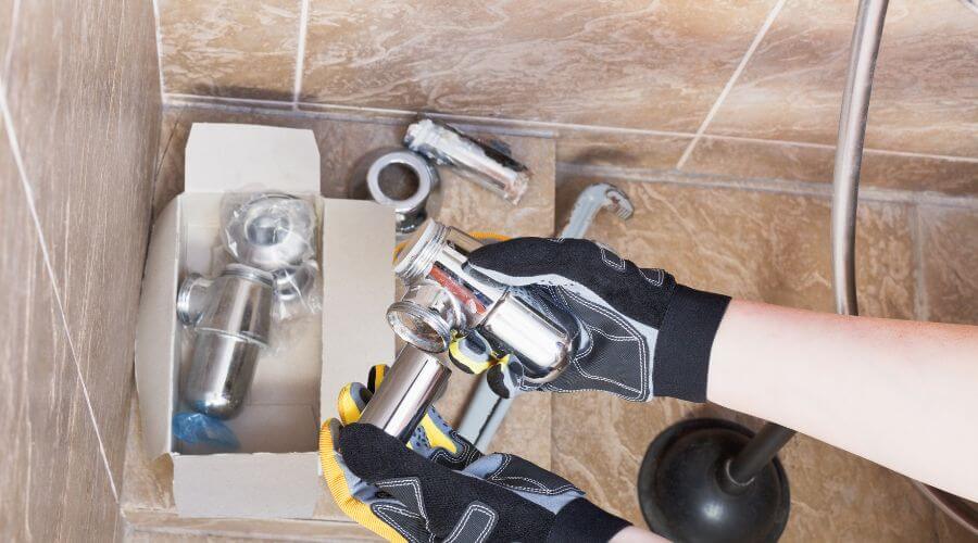 Professional gutter cleaning in Issaquah, WA